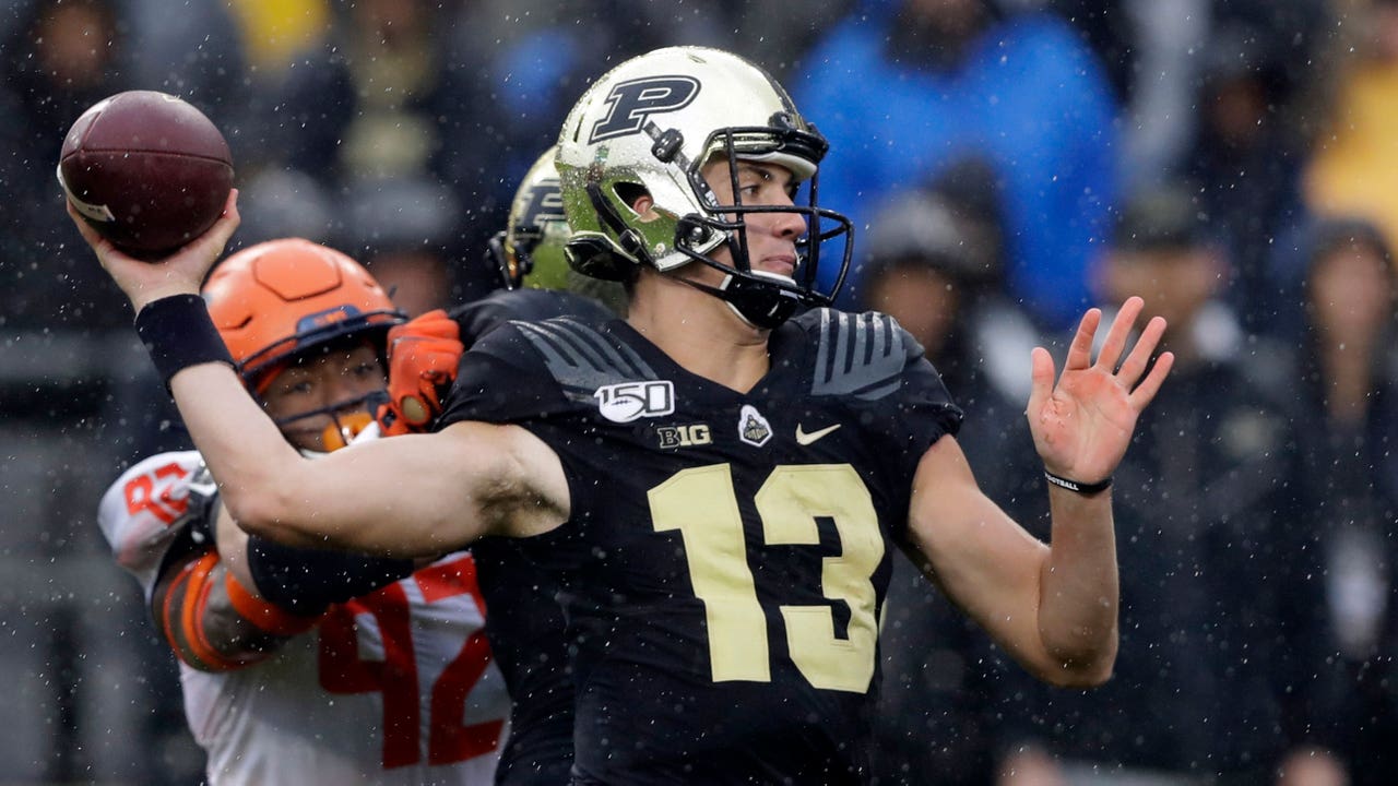 Purdue faces QB quandary after falling to Illinois 24-6